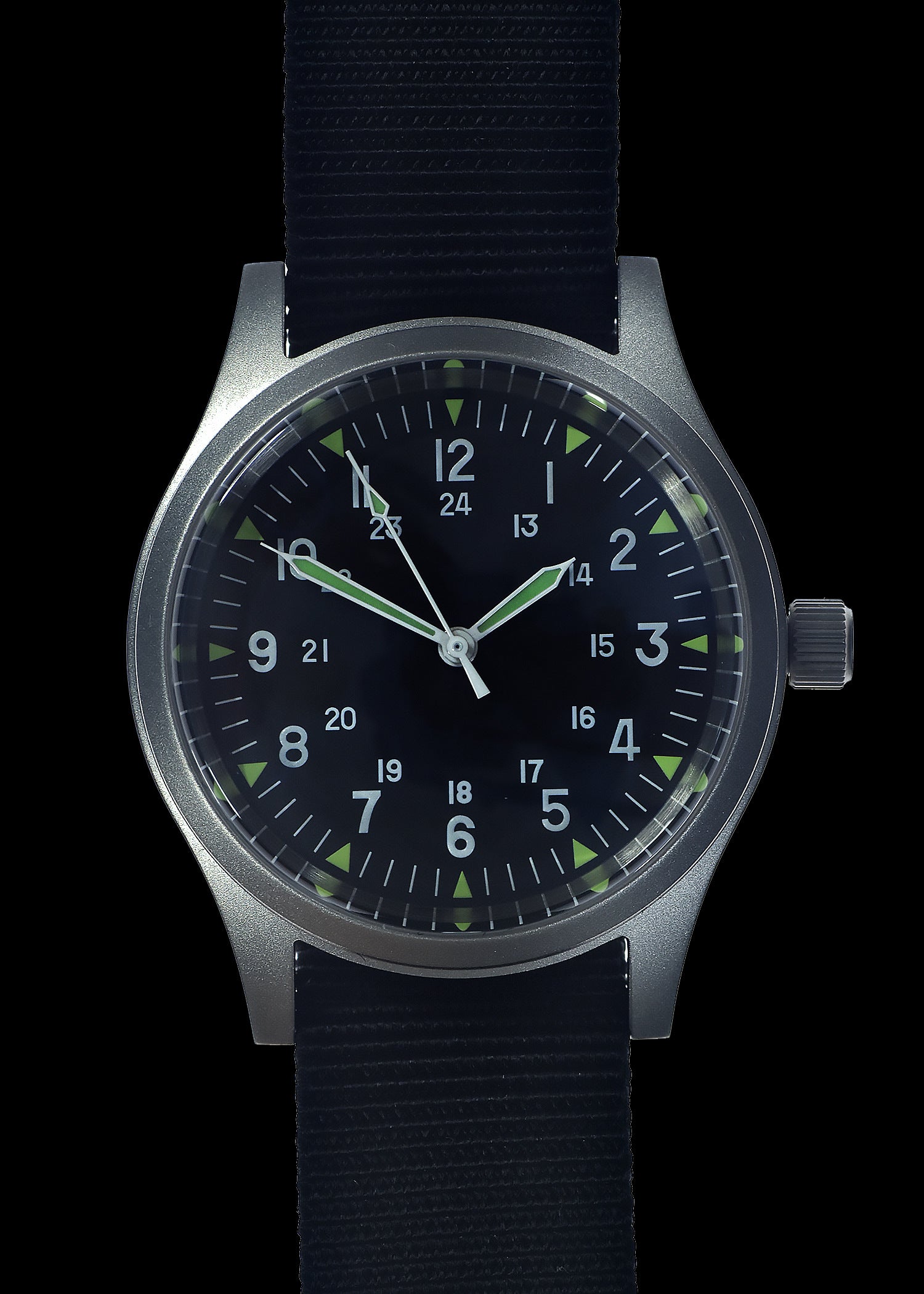 GG-W-113 U.S 1960s Pattern Automatic Military Watch 100m Water Resistant with Shatter and Scratch Resistant Sapphire Box Crystal on Matching Retro Stainless Steel "Bonklip" Bracelet with an Additional Webbing Strap