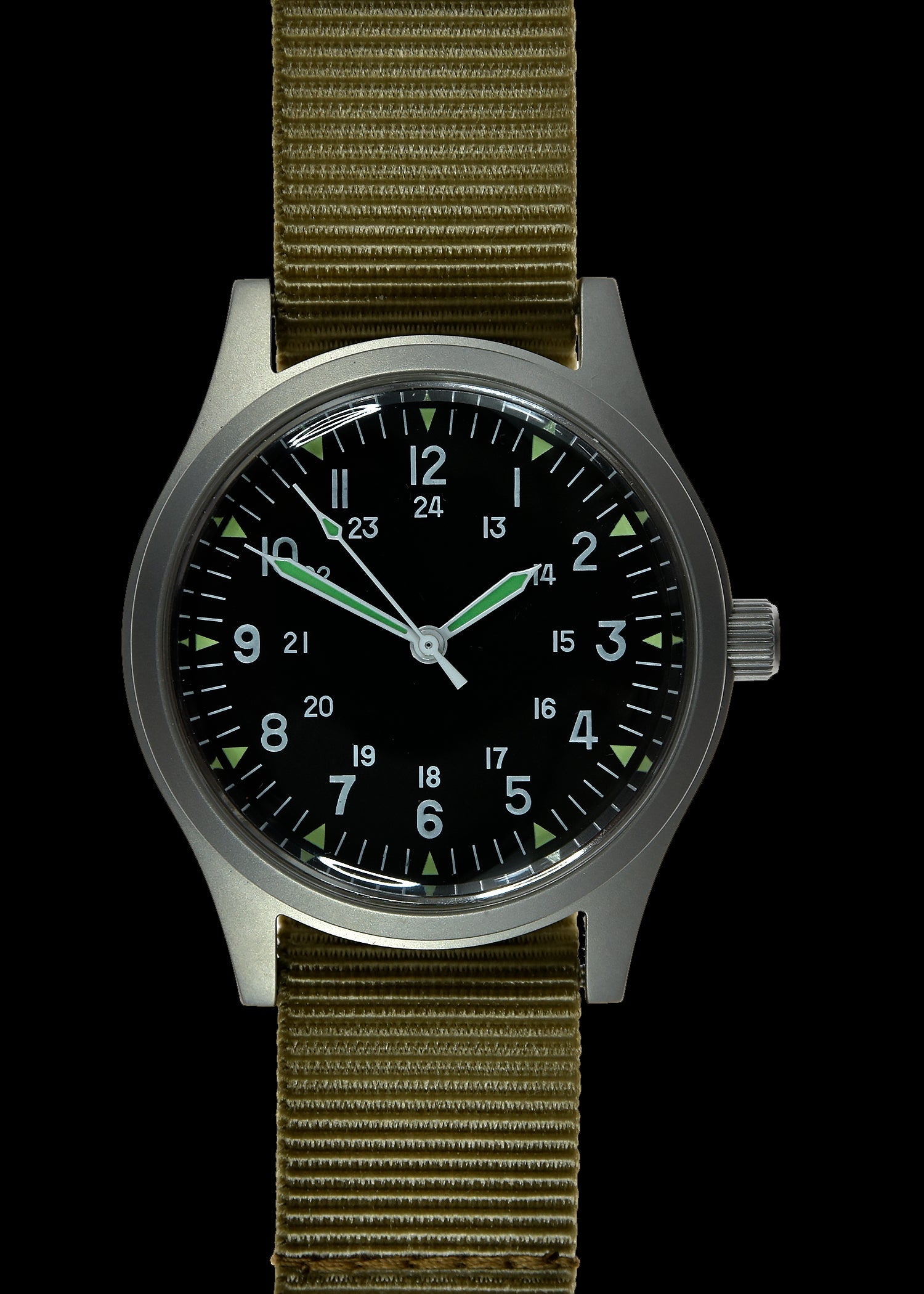 GG-W-113 U.S 1960s Pattern Automatic Military Watch 100m Water Resistant with Shatter and Scratch Resistant Sapphire Box Crystal on Matching Retro Stainless Steel "Bonklip" Bracelet with an Additional Webbing Strap