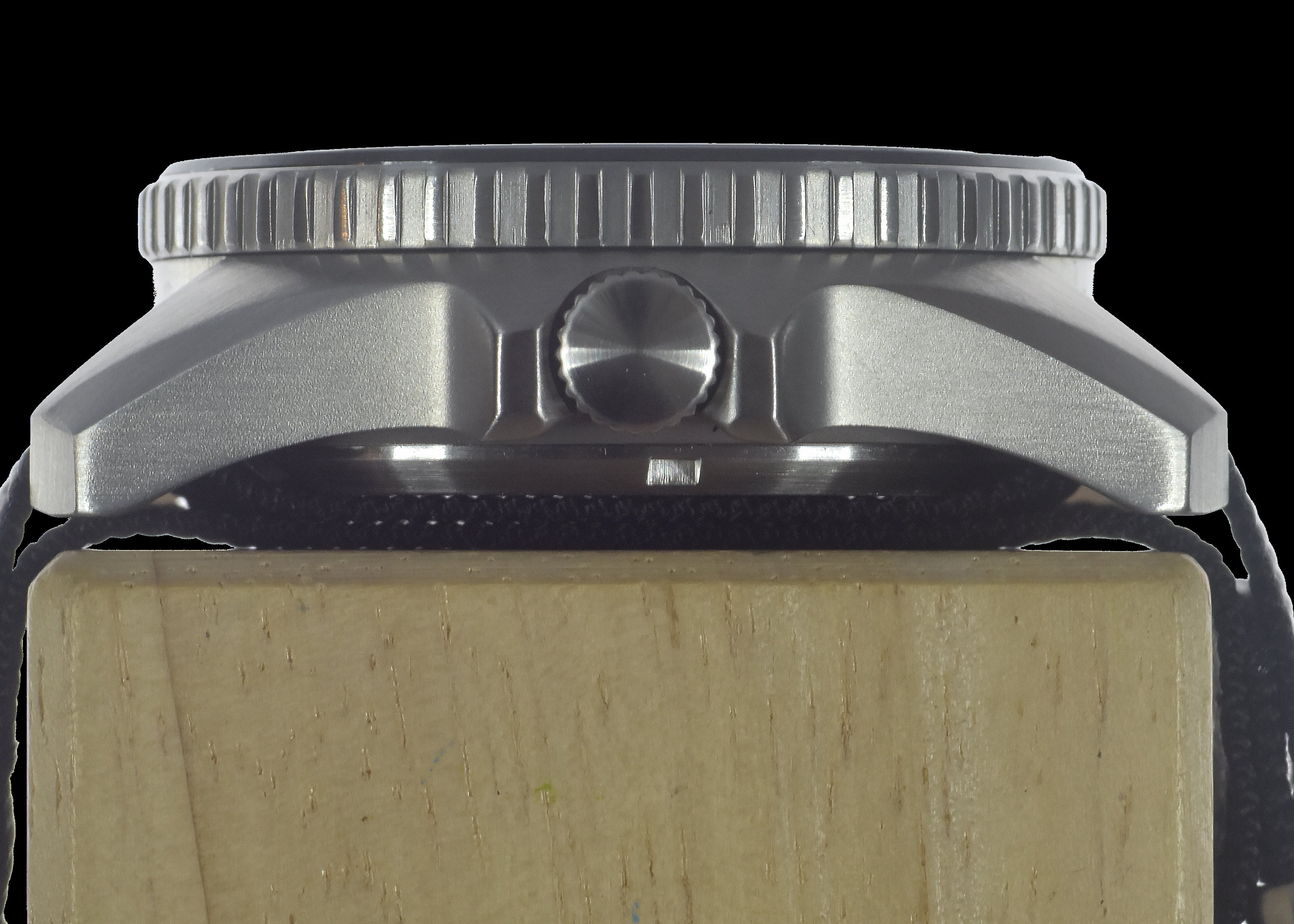 MWC Military Divers Watch Stainless Steel (Automatic) 12 Hour Dial With Sapphire Crystal and Ceramic Bezel