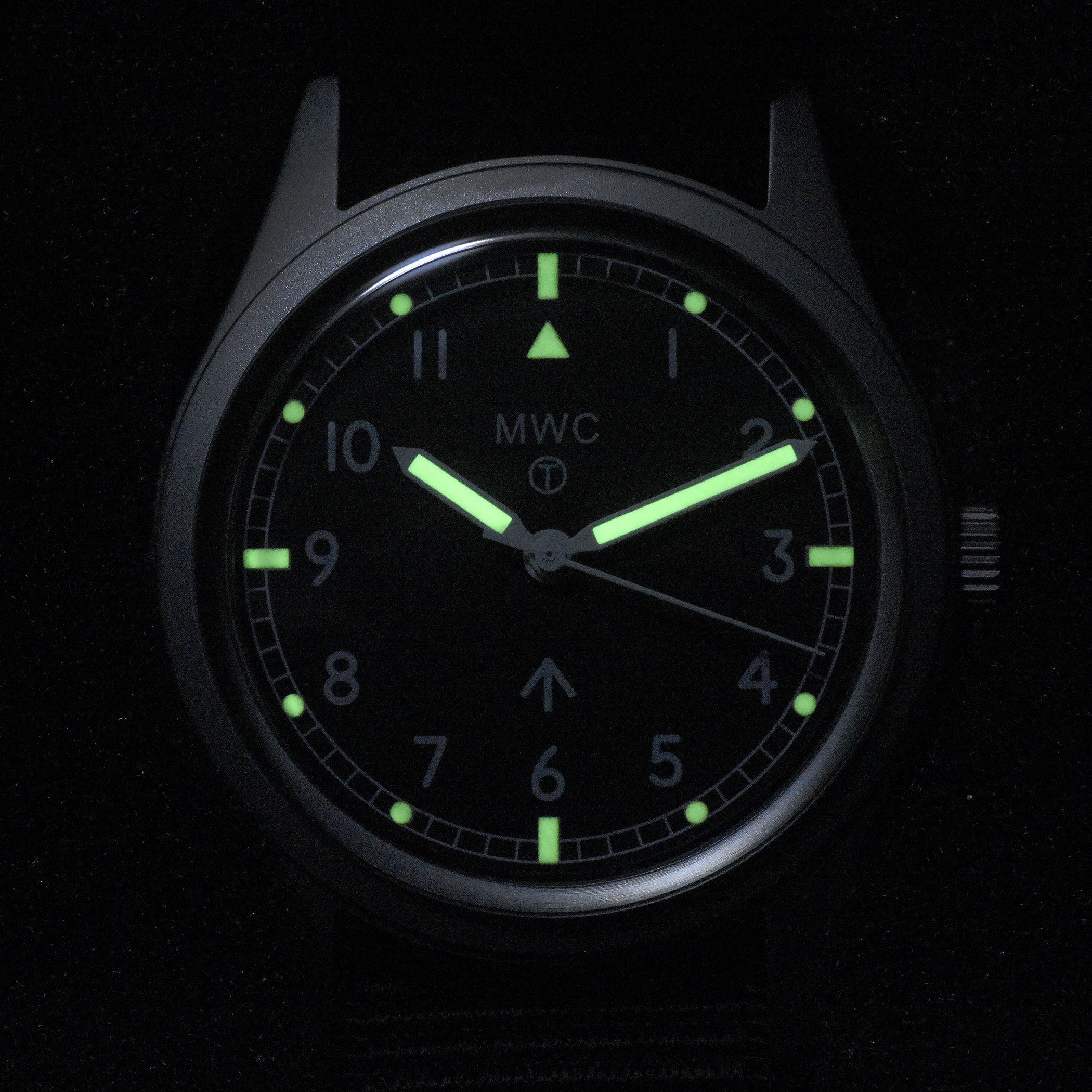 W10 1960s Pattern  Military Watch with Plexiglass Crystal and Handwound Mechanical Movement